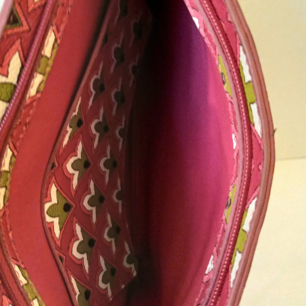 Vera Bradley slim & trim petite pink hipster crossbody bag